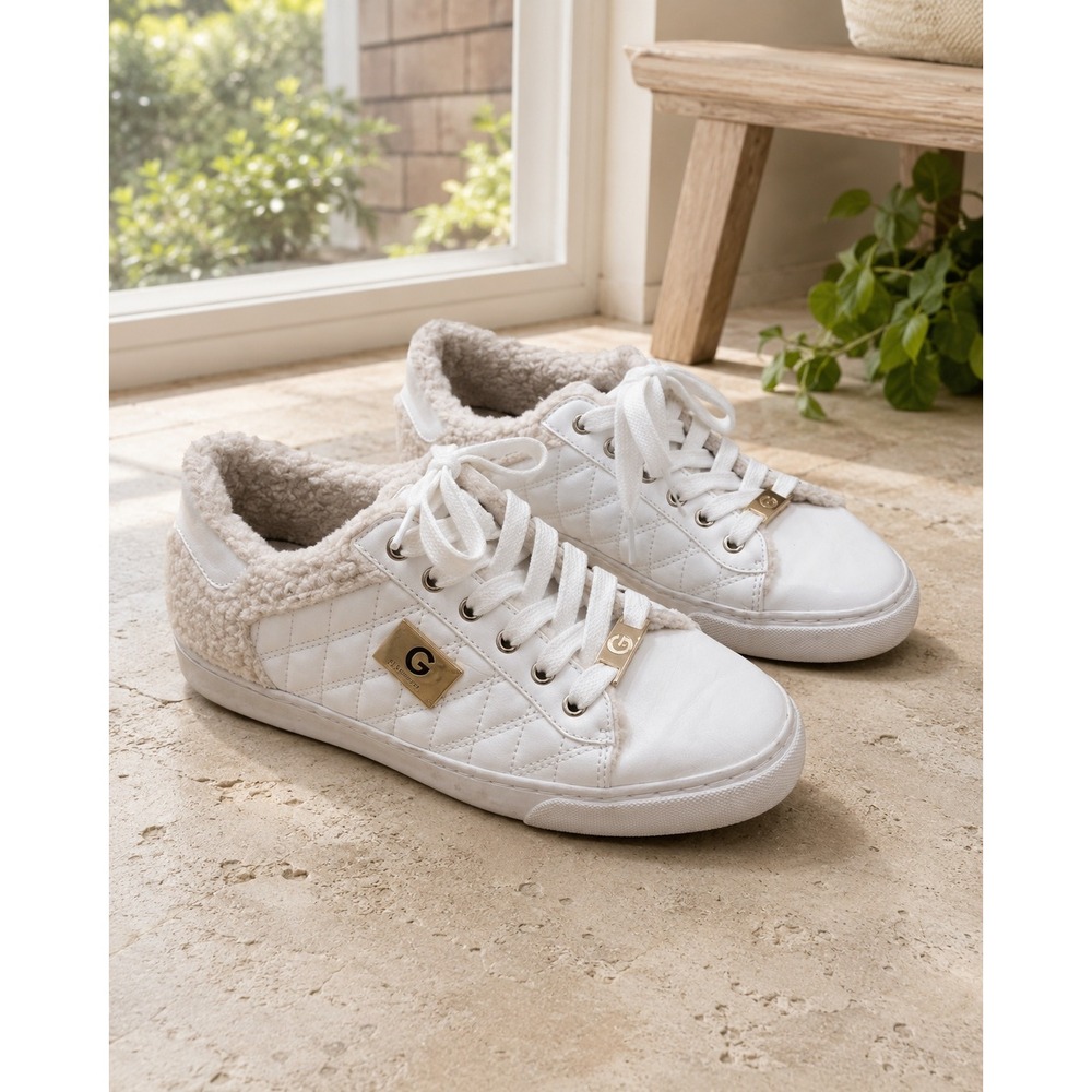 Guess GBG Los Angeles Faux Fur Lined Quilted Sneakers White Women's Sz 7M Y2K